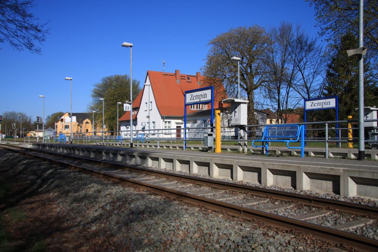 Ferienwohnung Stefanie Zempin Esterno foto